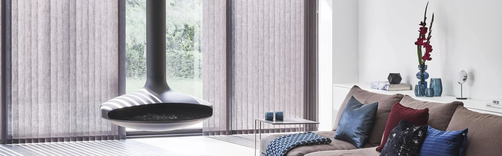 593-raamdecoratie_verticalejaloezie-header.webp 593-raamdecoratie_verticalejaloezie-header.webp